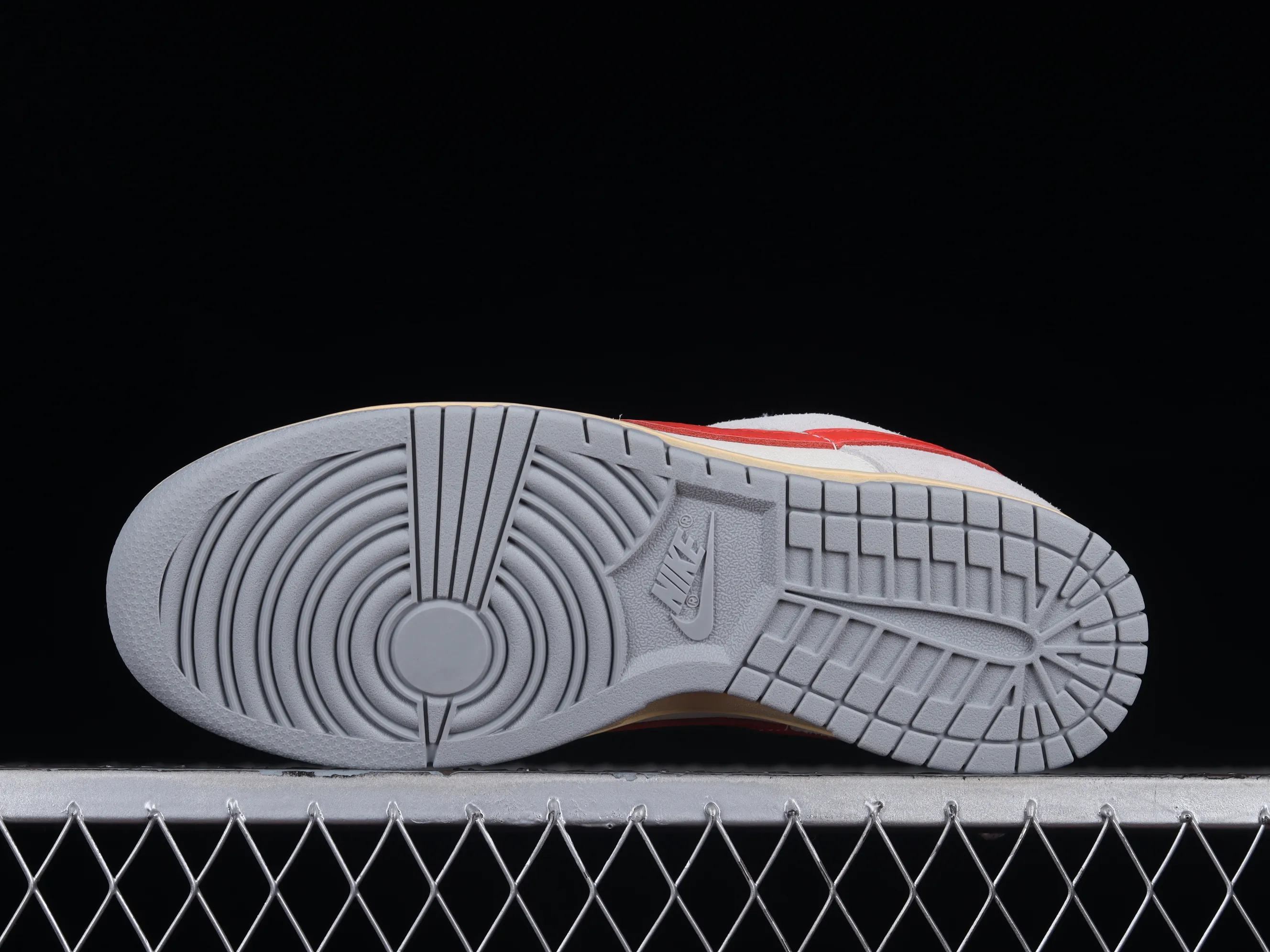 All categories Nk SB Dunk series Nk SB Dunk Low low-top sneakers Nk Dunk Low 85 "Athletic Department" 1st year gray and red color SB low-top sports and leisure sneakers FJ5429-133